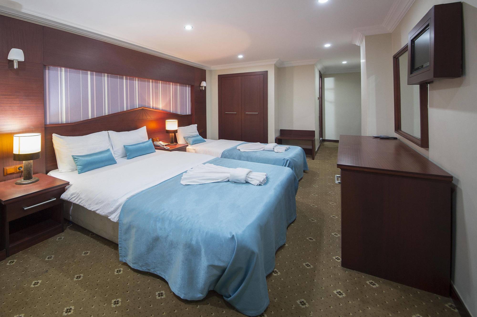 Grand Zentrum Hotel & Cafe Restaurant - Taksim Square Istanbul Eksteriør billede